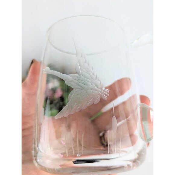 Pair of Vintage Handblown Glasses with Etched Bird Goose Duck Waterfowl Wildlife - Picture 6 of 7